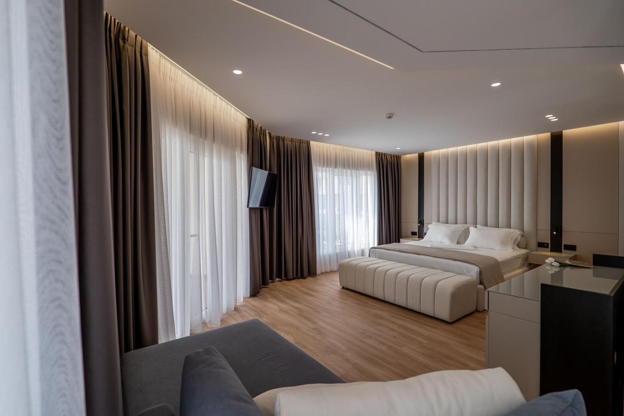 Ami Mar Hotel Sarandë 외부 사진