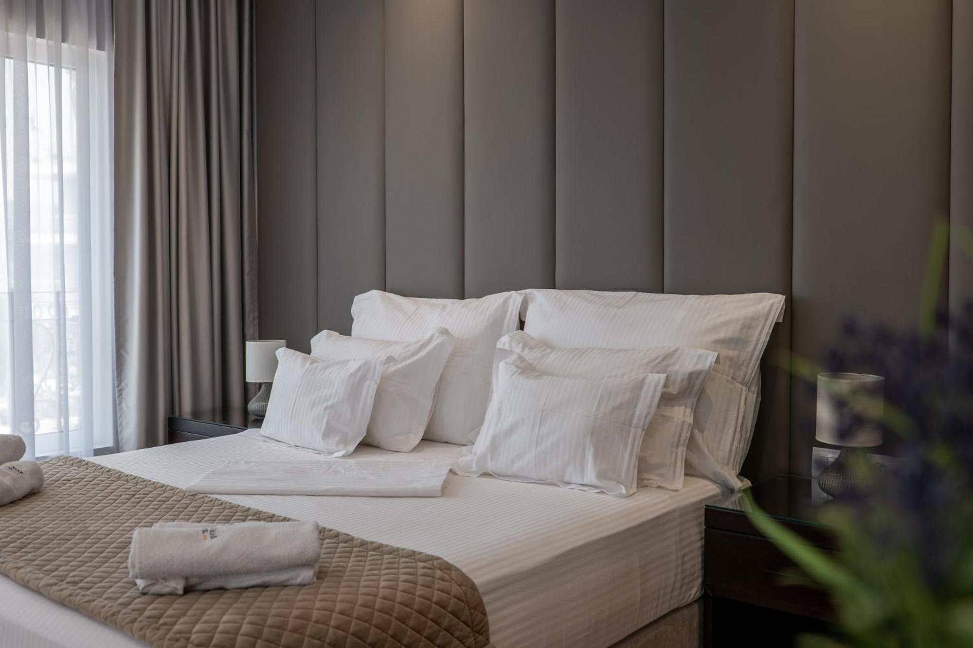 Ami Mar Hotel Sarandë 외부 사진