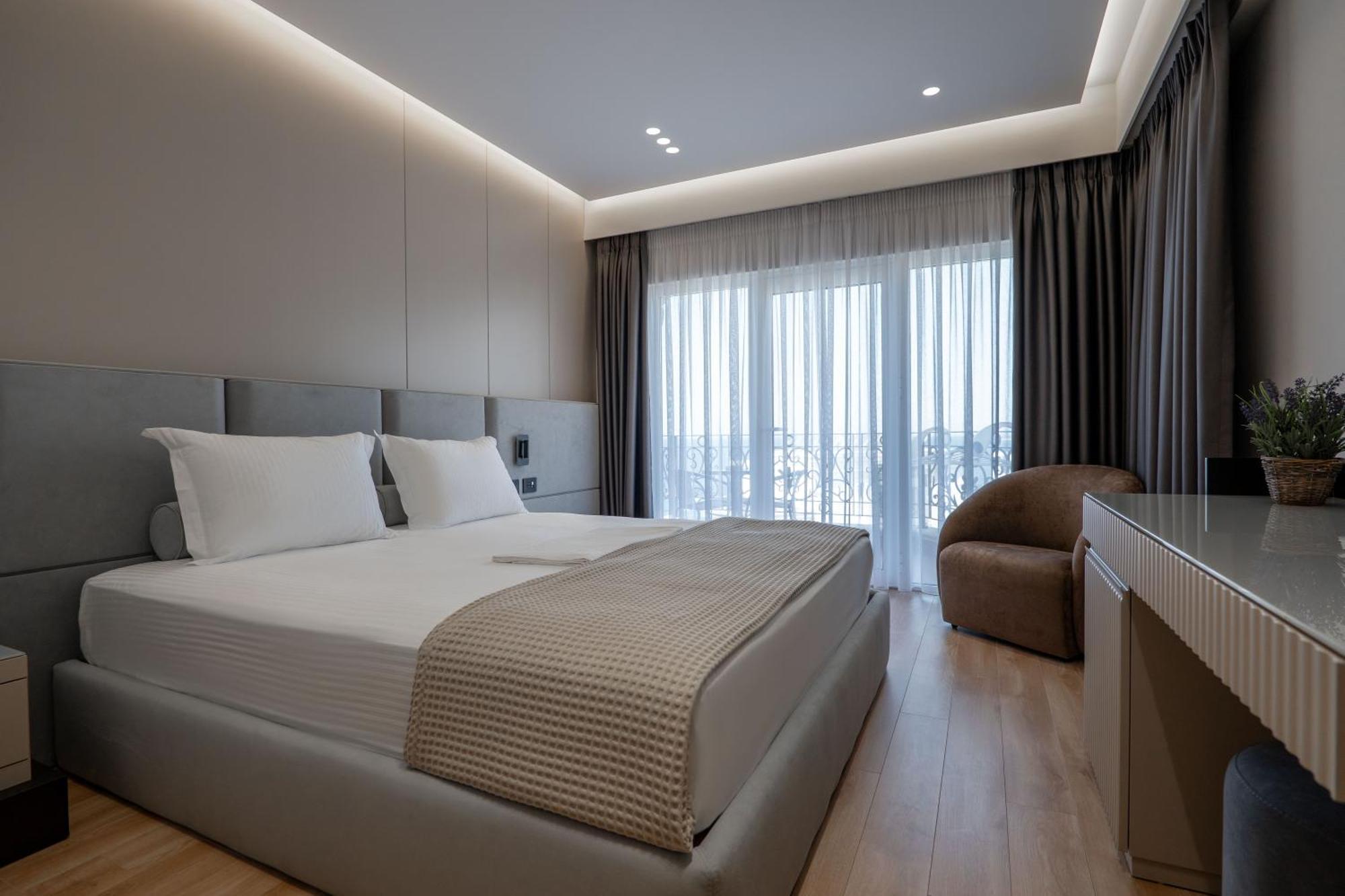 Ami Mar Hotel Sarandë 외부 사진
