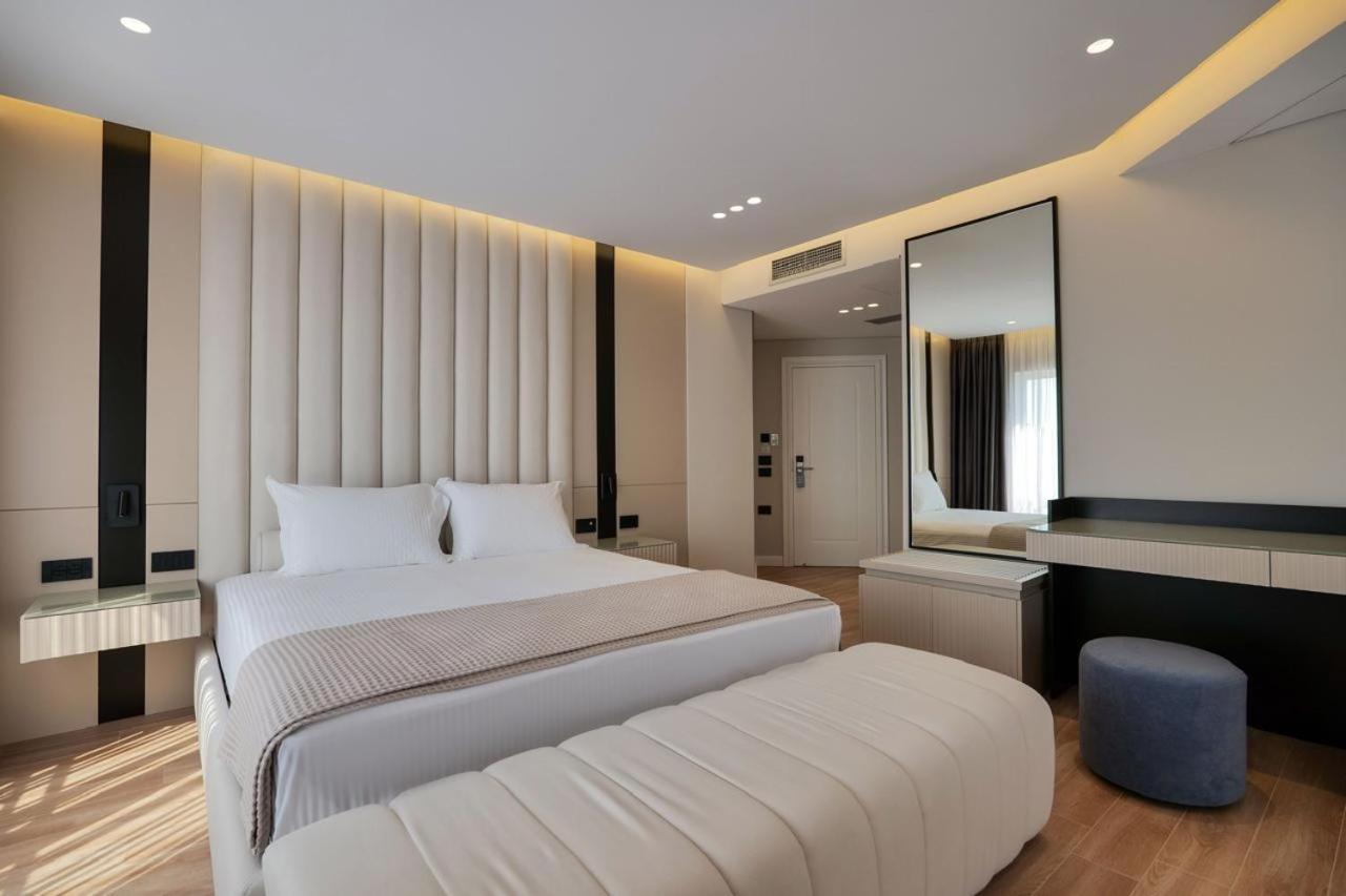 Ami Mar Hotel Sarandë 외부 사진