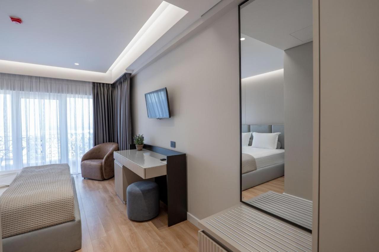 Ami Mar Hotel Sarandë 외부 사진